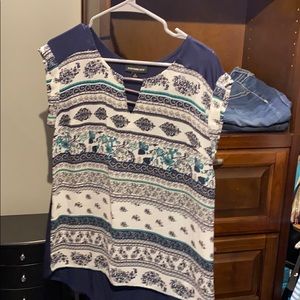 Sleeveless blouse